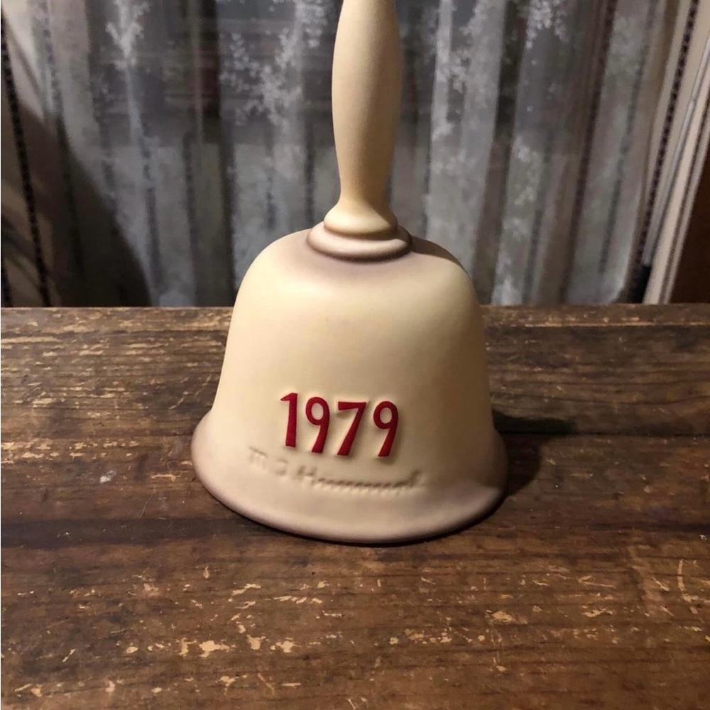Hummel bell